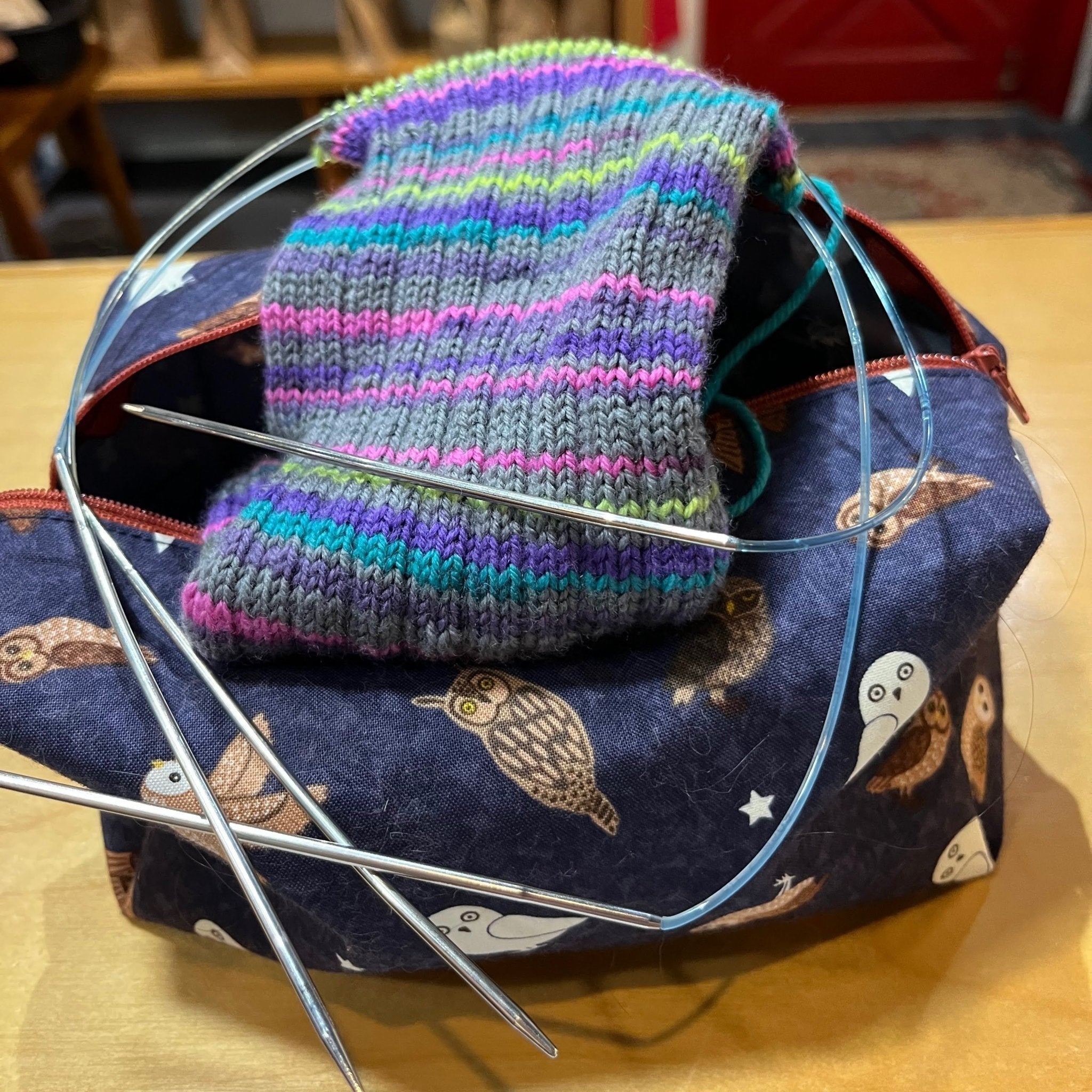 You knit me right round, baby ... DPNs vs Magic Loop vs Two Circulars vs Flexi-flips - String Theory Yarn Co