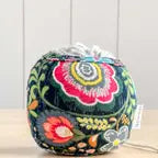 Medium Cozy Cake Yarn Cozy