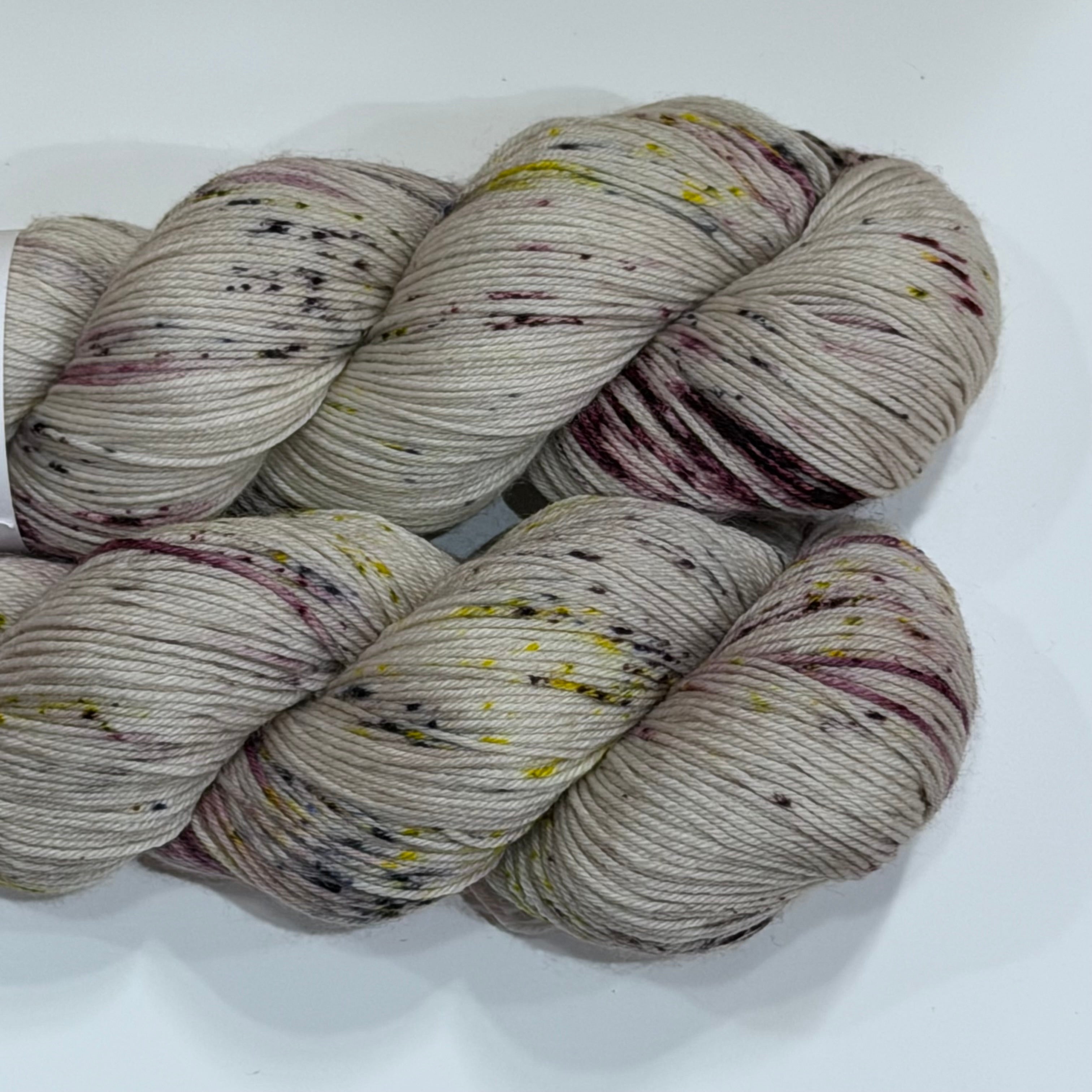 29 Bridges Go To Sock – Hand-Dyed Speckled & Tonal Sock Yarn