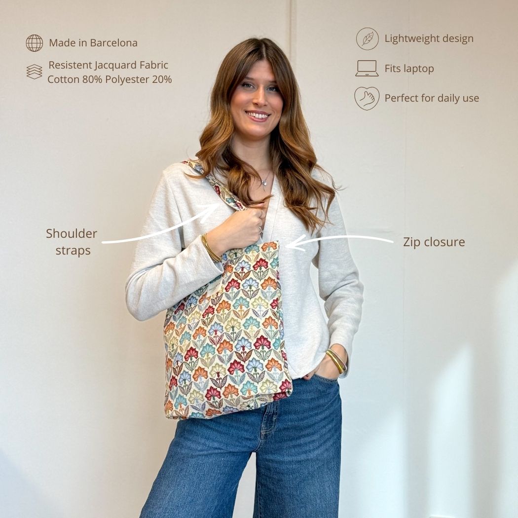 Medium Zippered Tote