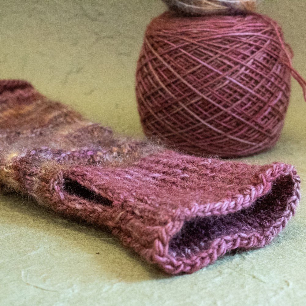 Revolution Mitts pattern - String Theory Yarn Co